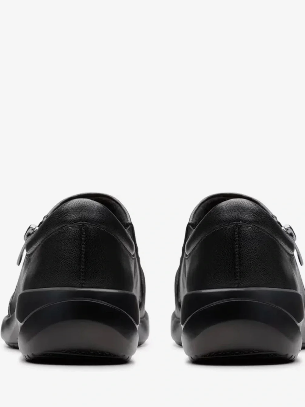 Clarks Comfort Slip-On Leather Loafer - Black Size 8